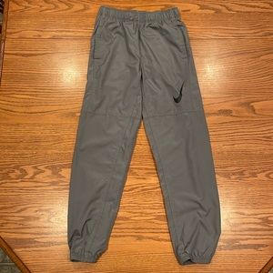 nike gray dri fit joggers size youth large